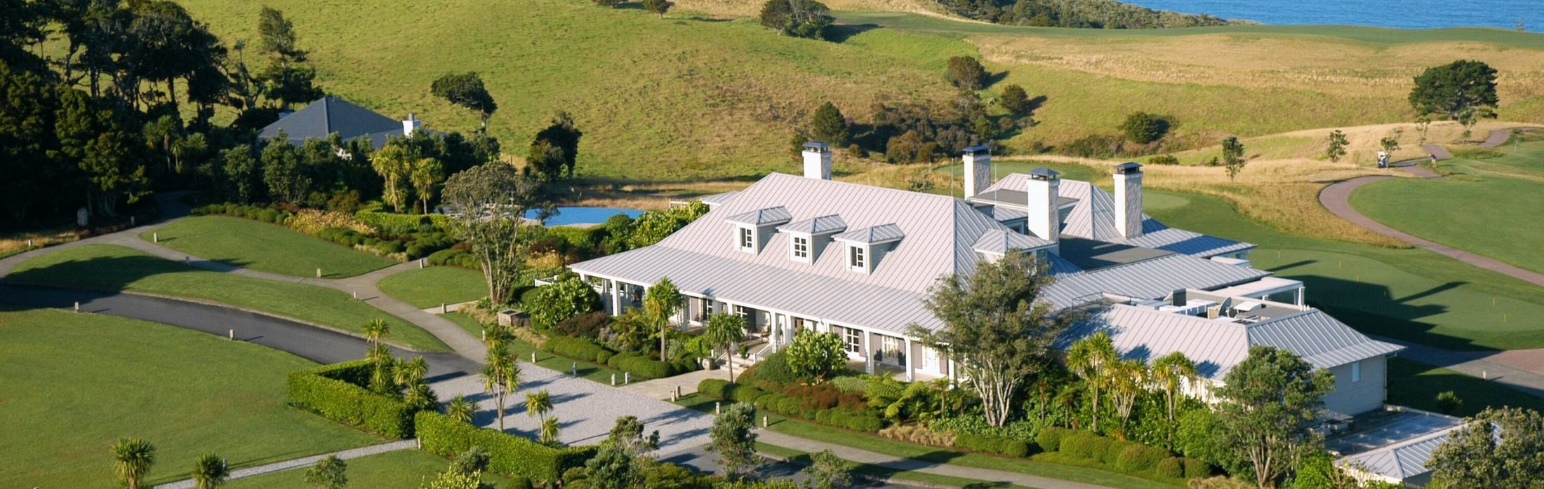 Kauri Cliffs Lodge