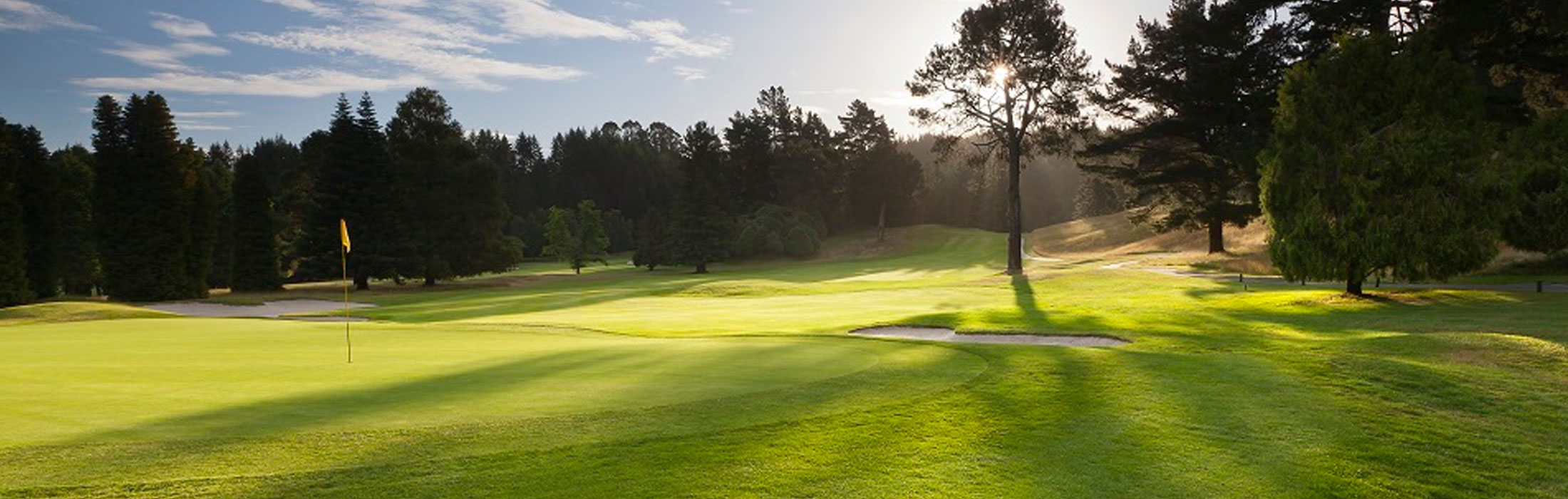 luxury golf tours nz